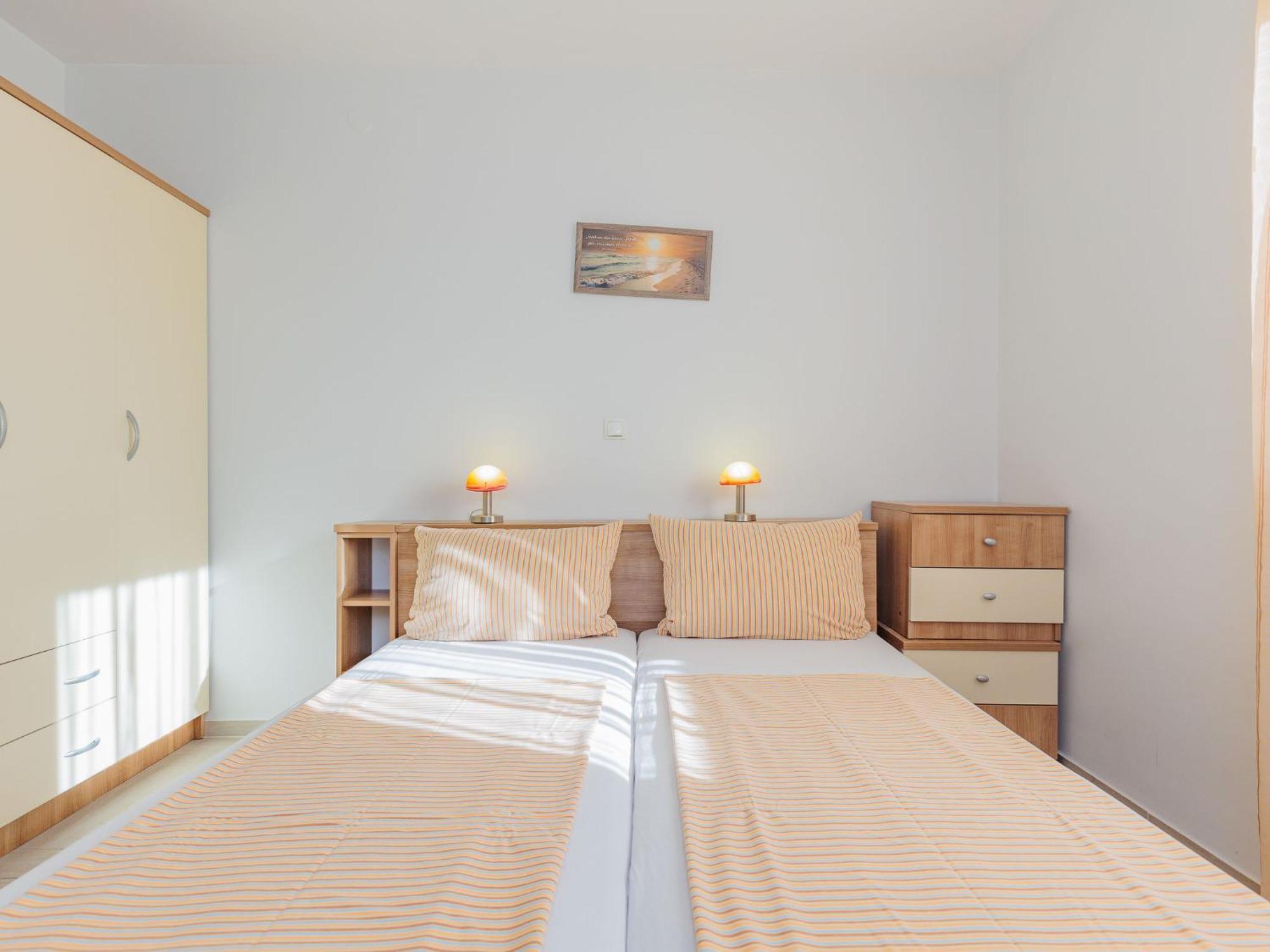 Apartment Mlasina-3 By Interhome Nin Exterior photo